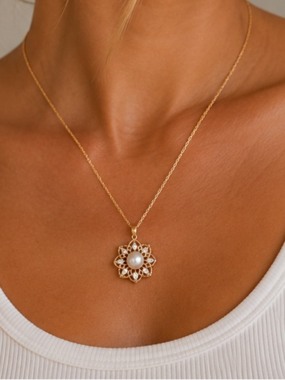 Vintage inspired Gold Tone Floral Pendant Necklace Natural Freshwater Pearl